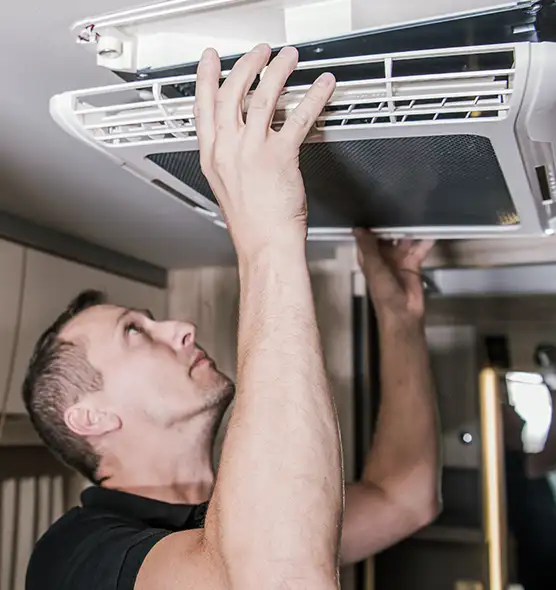 Professional Licensed And Insured Cleaners in Golden Gate, FL